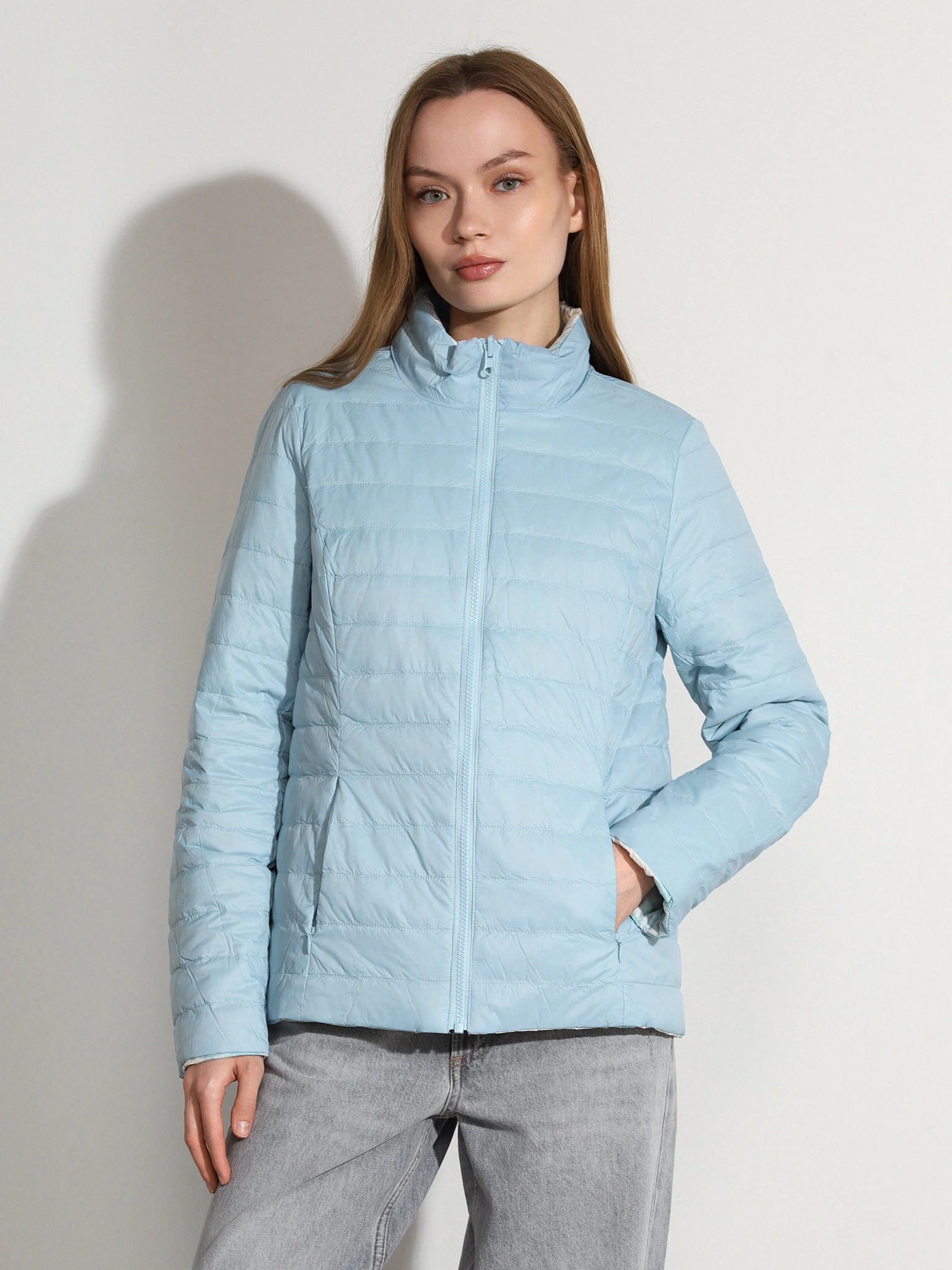 Куртка двухсторонняя голубого цвета с цветочным принтом